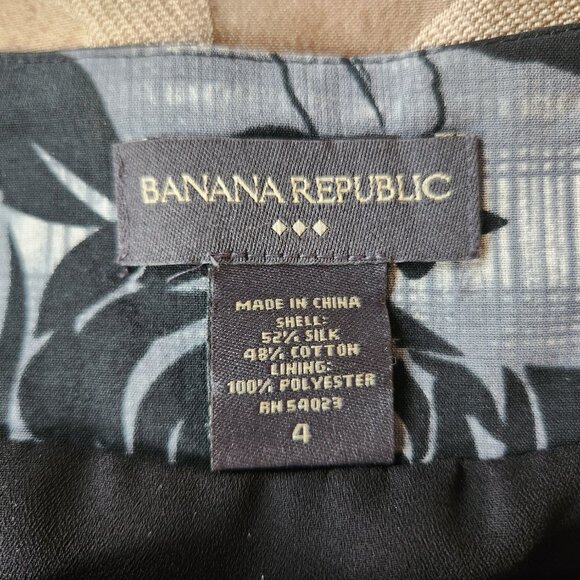 BANANA REPUBLIC WOMENS SKIRT SZ 4 BLACK AND GREY   ROSES SILK AND COTTON - Picture 5 of 7